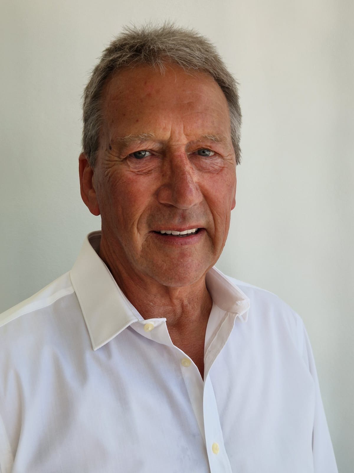 Cartoon portrait of Clive Heighton
